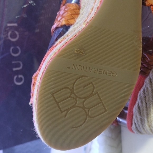 Nwt Bcbg Weave Wedges 7.5m orange - Picture 10 of 10